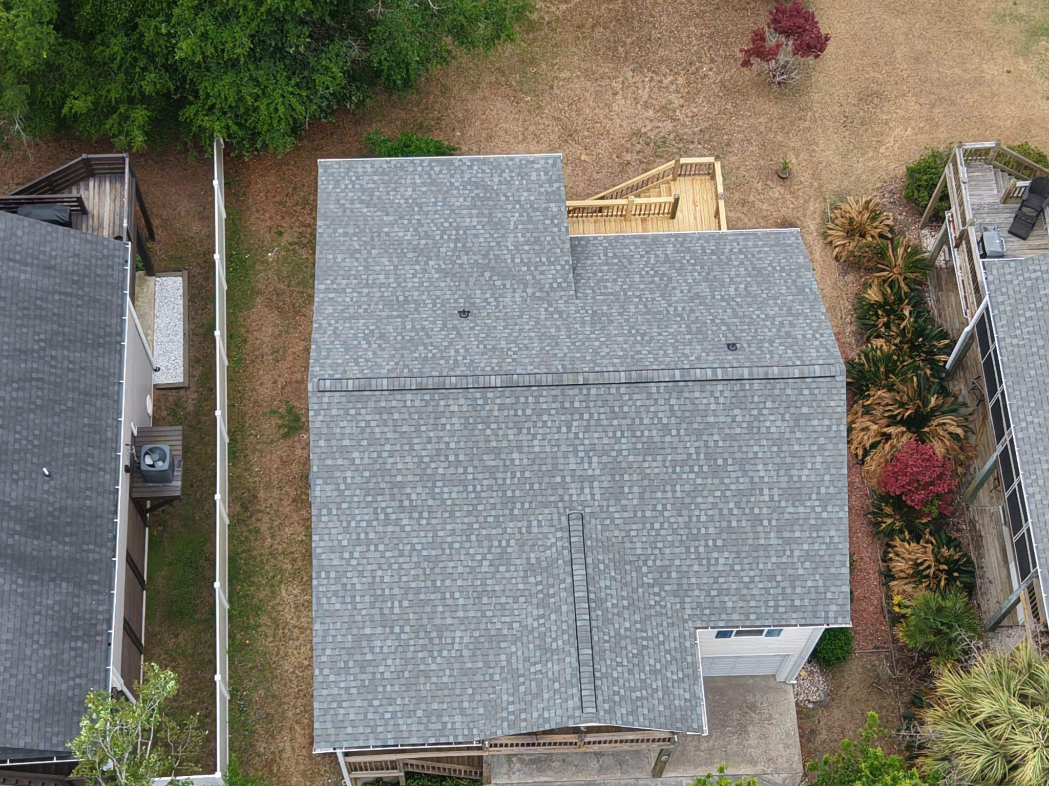 Overhead view of the Georgetown Gray shingle roof in Oak Island, NC